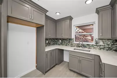 406 Orchid Lane, Palm Harbor, FL 34683 - Photo 10