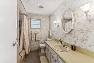 13225 101st St, Largo, FL 33773 - Photo 34