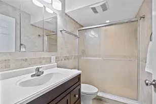 19450 Gulf Blvd, Indian Shores, FL 33785 - Photo 18