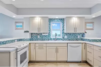 19450 Gulf Boulevard #705, Indian Shores, FL 33785 - Photo 8
