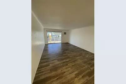 4250 37th Street S #2, Saint Petersburg, FL 33711 - Photo 6