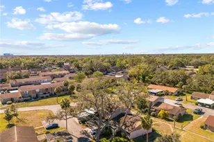 8606 Palm Ln, Temple Terrace, FL 33637 - Photo 12