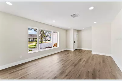 8418 Flagstone Drive, Tampa, FL 33615 - Photo 8