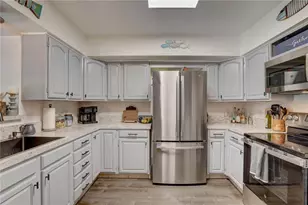 8497 137th St, Seminole, FL 33776 - Photo 18