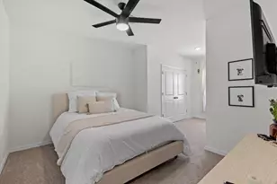 33064 Tulip Petal Ln, Wesley Chapel, FL 33545 - Photo 22