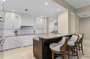 521 Mandalay Ave, Clearwater Beach, FL 33767 - Photo 10