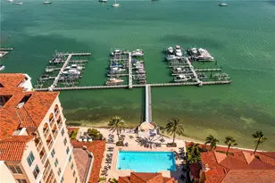 521 Mandalay Ave, Clearwater Beach, FL 33767 - Photo 54