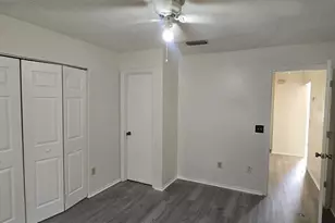 526 Reading St NW, Port Charlotte, FL 33952 - Photo 8