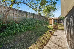 2007 Paladin Ct, Valrico, FL 33594 - Photo 20