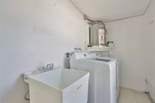 72 Lake Shore Dr, Palm Harbor, FL 34684 - Photo 26