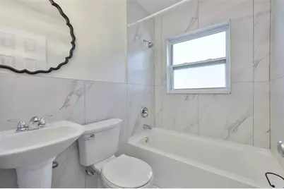 72 Lake Shore Drive, Palm Harbor, FL 34684 - Photo 22