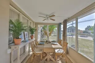 72 Lake Shore Dr, Palm Harbor, FL 34684 - Photo 6