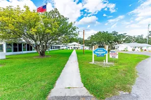 37020 Lois Ave, Zephyrhills, FL 33542 - Photo 36