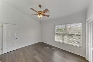 307 S Bungalow Park Ave, Tampa, FL 33609 - Photo 58