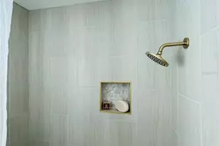 2631 45th St S, Gulfport, FL 33711 - Photo 10