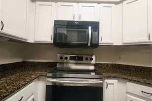 7865 Carriage Pointe Dr, Gibsonton, FL 33534 - Photo 24