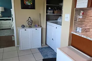 6190 80th St N, Saint Petersburg, FL 33709 - Photo 16