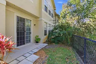 27547 Pleasure Ride Loop, Wesley Chapel, FL 33544 - Photo 34