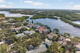 978 San Carlos Ct NE, Saint Petersburg, FL 33702 - Photo 1