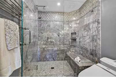 978 San Carlos Court NE, Saint Petersburg, FL 33702 - Photo 28