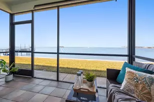 2566 Gary Cir, Dunedin, FL 34698 - Photo 14