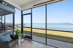 2566 Gary Cir, Dunedin, FL 34698 - Photo 12