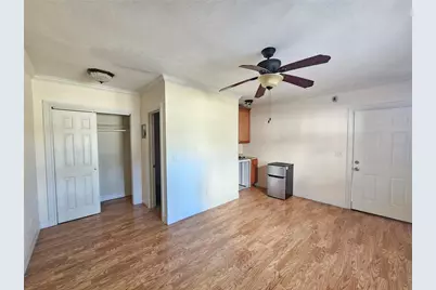 1355 Drew Street #102, Clearwater, FL 33755 - Photo 6