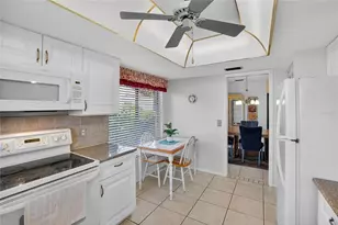 105 N Capri Ct N, Plant City, FL 33566 - Photo 18