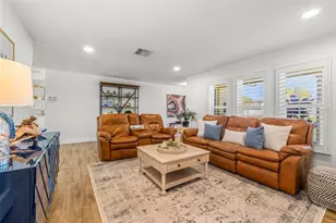 3784 42nd Ave S, Saint Petersburg, FL 33711 - Photo 6