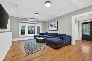 534 1st St N, Saint Petersburg, FL 33701 - Photo 12