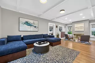 534 1st St N, Saint Petersburg, FL 33701 - Photo 14