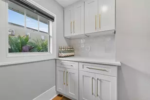 534 1st St N, Saint Petersburg, FL 33701 - Photo 28