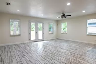 2029 E New Orleans Ave, Tampa, FL 33610 - Photo 4