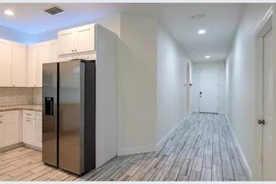 2029 E New Orleans Avenue, Tampa, FL 33610 - Photo 8