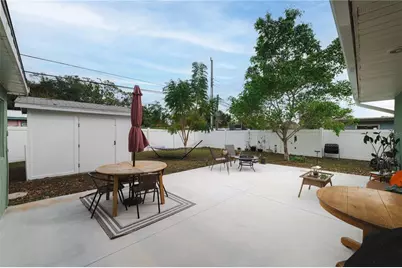 7423 Orpine Drive N, Saint Petersburg, FL 33702 - Photo 20