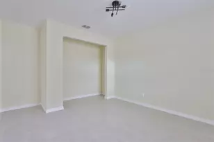 4621 16th Ave S, Saint Petersburg, FL 33711 - Photo 14