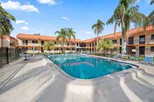 10365 Paradise Blvd, Treasure Island, FL 33706 - Photo 10