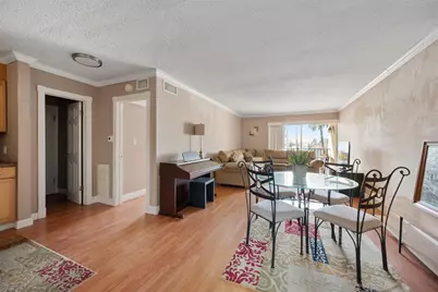 10365 Paradise Boulevard #22, Treasure Island, FL 33706 - Photo 6