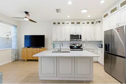 541 Black Lion Drive NE, Saint Petersburg, FL 33716 - Photo 8