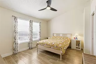 541 Black Lion Dr NE, Saint Petersburg, FL 33716 - Photo 18