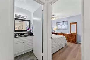 1512 Chevy Chase Dr, Sun City Center, FL 33573 - Photo 38