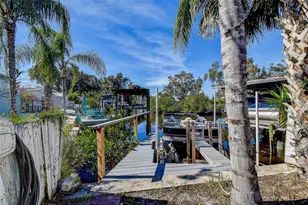 505 Riverview Ln, Tarpon Springs, FL 34689 - Photo 4