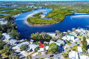 505 Riverview Ln, Tarpon Springs, FL 34689 - Photo 1
