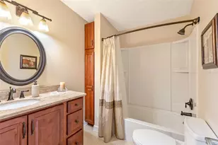 639 La Jolla Cir, North Port, FL 34287 - Photo 24