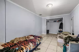 1403 College Park Ln, Tampa, FL 33612 - Photo 20