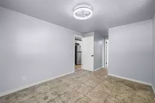 1403 College Park Ln, Tampa, FL 33612 - Photo 42