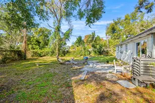 1403 College Park Ln, Tampa, FL 33612 - Photo 6