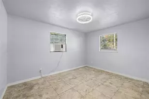 1403 College Park Ln, Tampa, FL 33612 - Photo 40