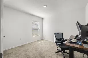 13581 Mount Ivy Ct, Dade City, FL 33525 - Photo 32
