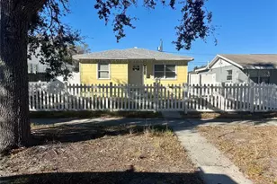 3821 1st Ave N, Saint Petersburg, FL 33713 - Photo 1